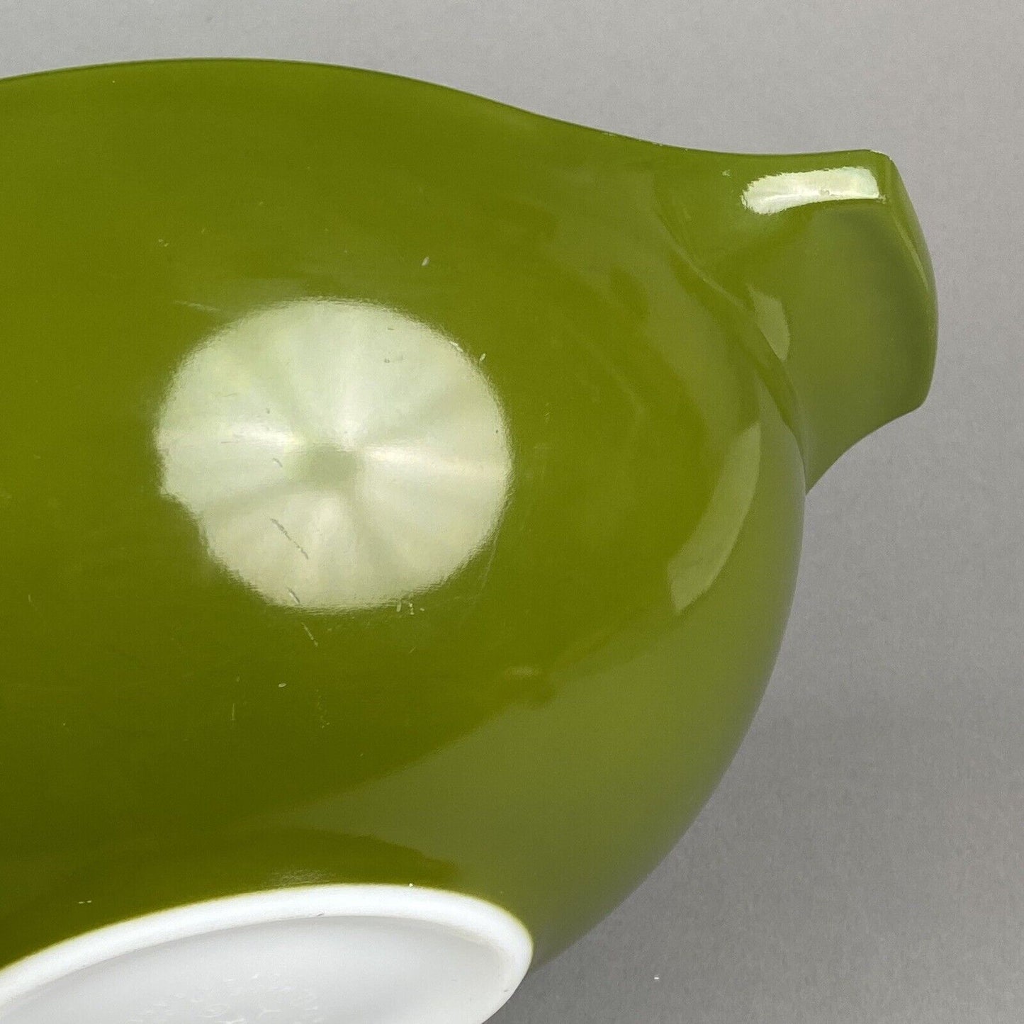 Vintage PYREX 4 Qt #444 Verde Green Cinderella Mixing Bowl