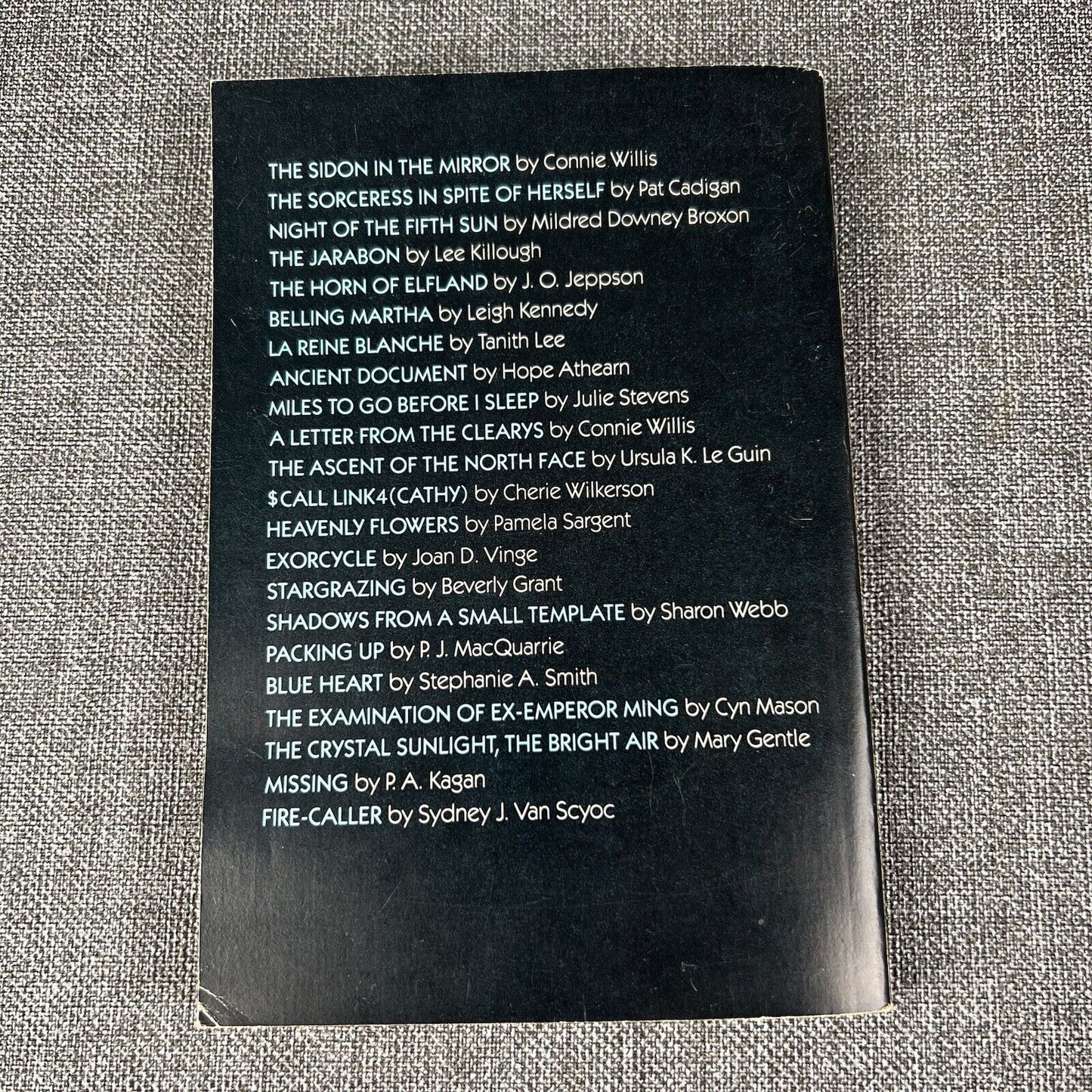 Isaac Asimov's Space of Her Own - Editor Shawna McCarthy 1st Printing 1983