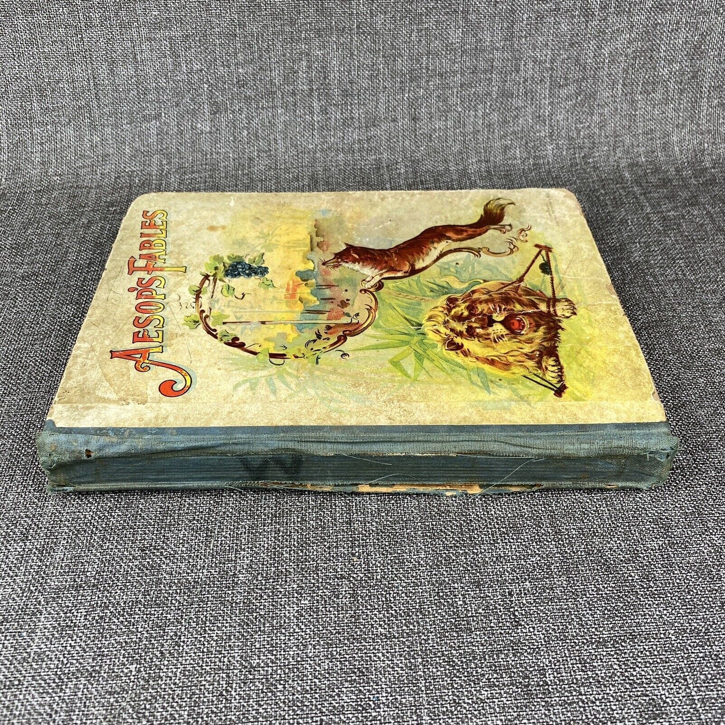 Aesop's Fables published by Donohue , Henneberry & Co. Chicago 1899 Antique