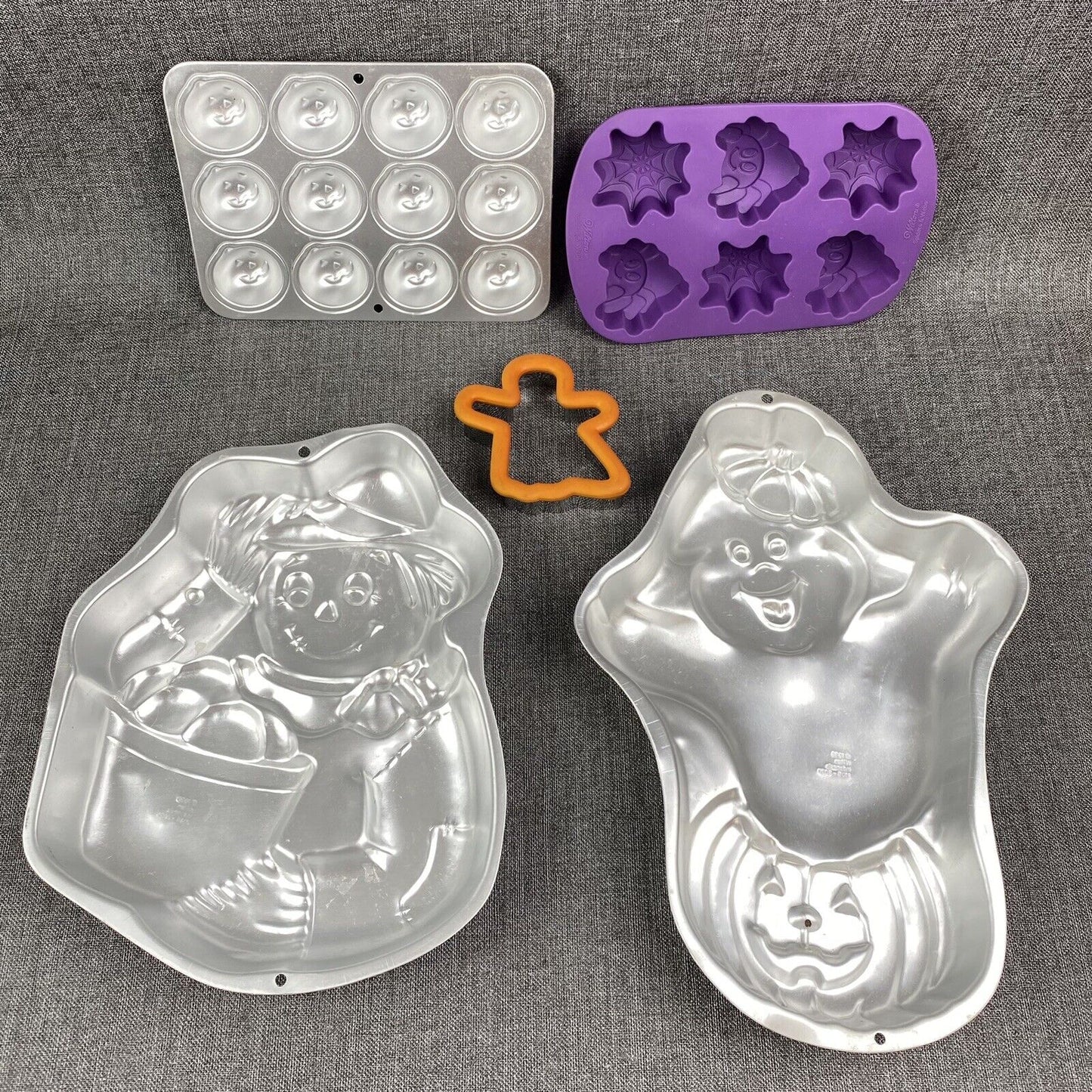 Vintage Wilton Cake Pans - Halloween, Ghost, Pumpkin, Scarecrow, Spiders