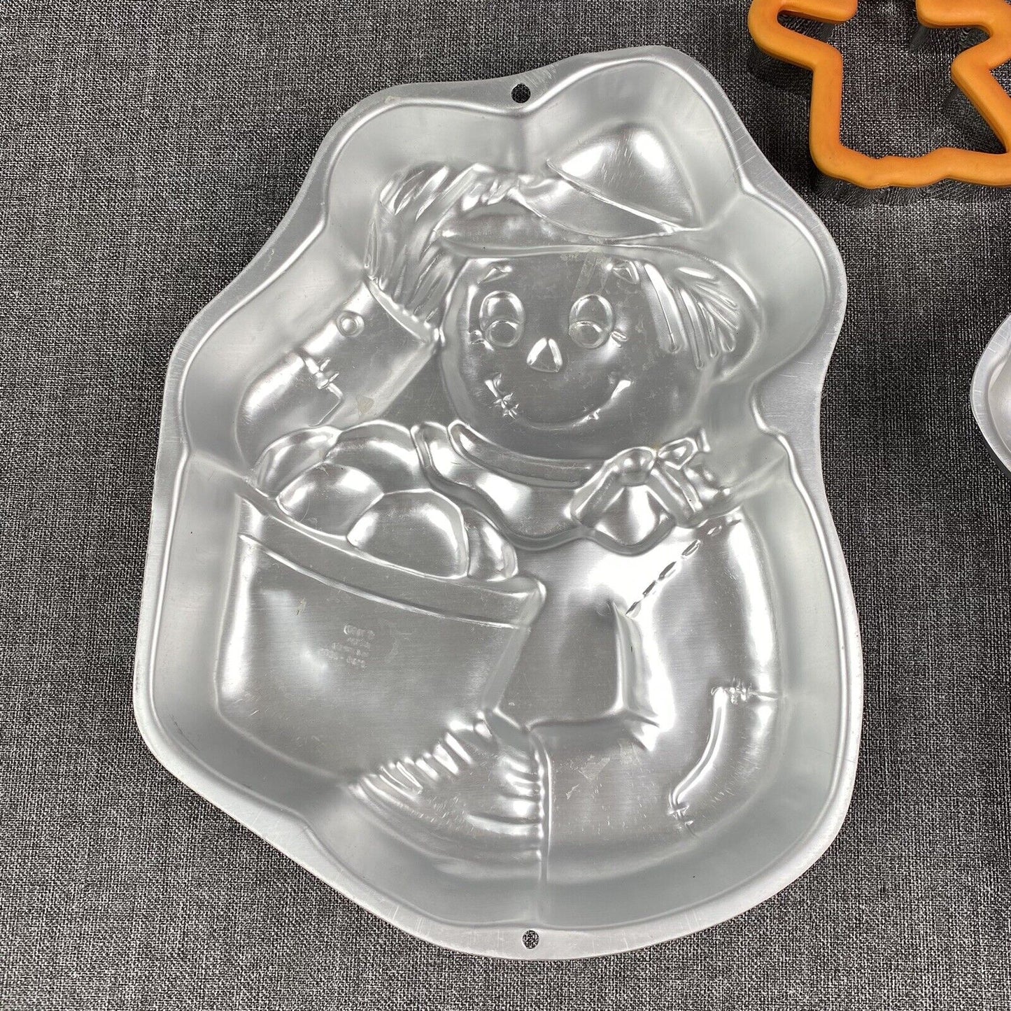 Vintage Wilton Cake Pans - Halloween, Ghost, Pumpkin, Scarecrow, Spiders