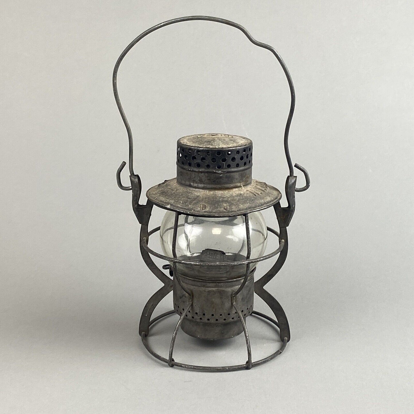 Dietz No.999 New York Railroad Systems Kerosene Lantern / Dietz Convex Burner