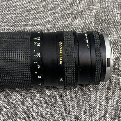 Vivitar 100-300mm Zoom f/5 Auto Zoom Olympus - for Olympus OM mount Cameras