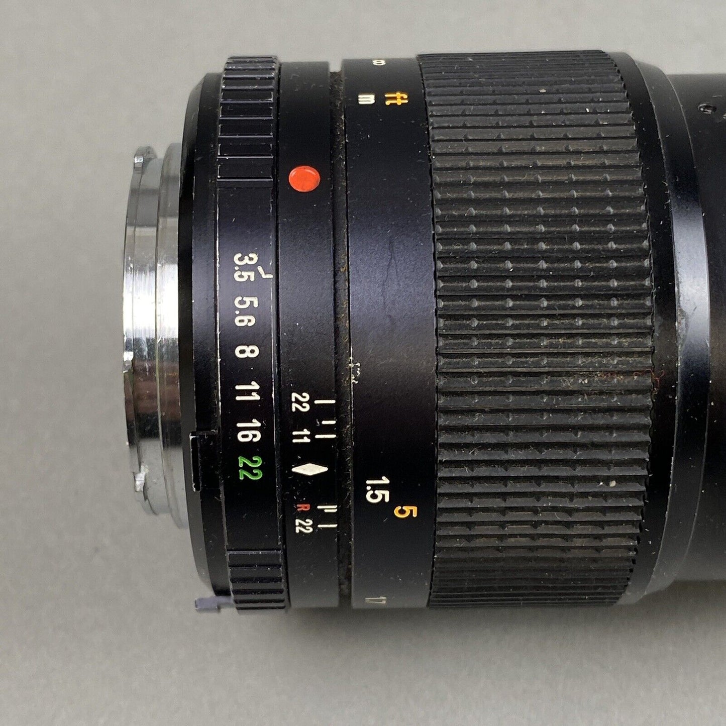 MINOLTA MD 135mm F3.5 Telephoto Camera Lens for Minolta SLR MD-mount cameras