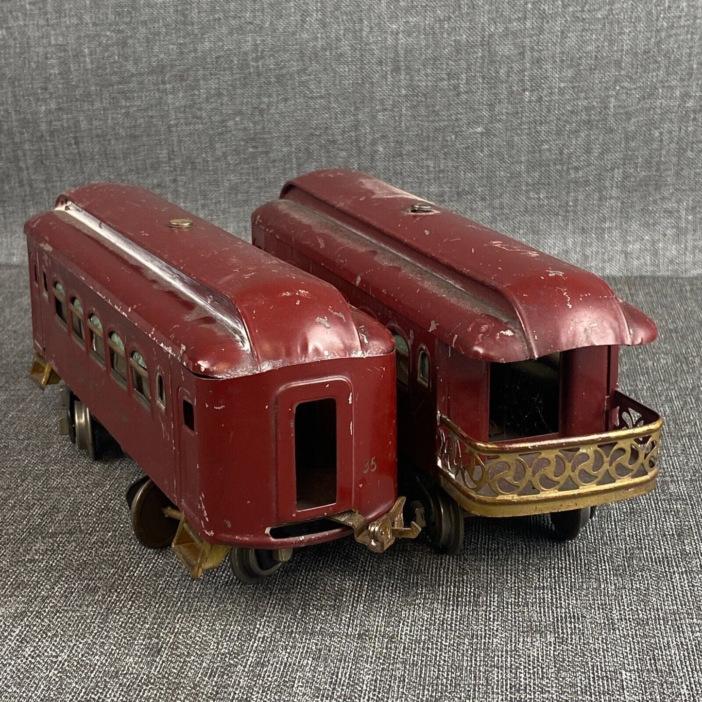 Lionel Prewar Standard Gauge Maroon #35 Pullman and #36 Observation Car