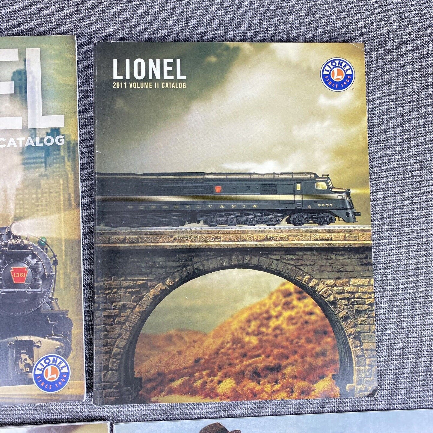 Lionel 2011 Catalogs Model Trains O-gauge lot of 4