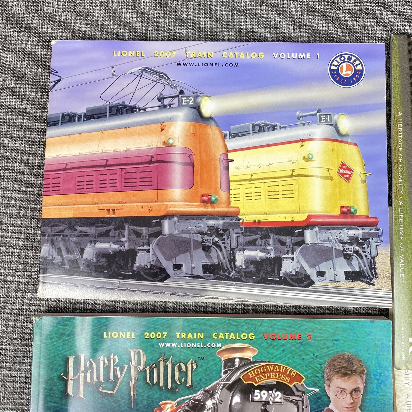 Lionel 2007 Catalogs Volume I and II Model Trains O-gauge lot of 4