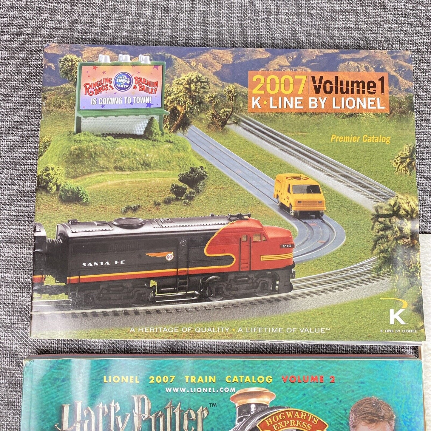 Lionel 2007 Catalogs Volume I and II Model Trains O-gauge lot of 4