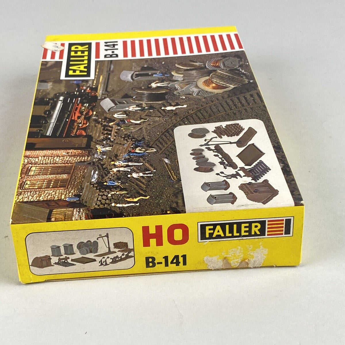 FALLER HO scale Model Train Accessory Structures B-151, B-141, B-173, B-140