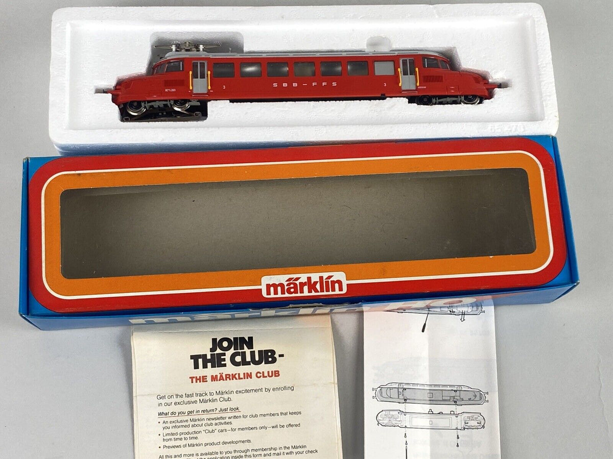 Marklin AC #3125 HO Scale Red Arrow Rail Car SBB Swiss Federal Railway VIDEO