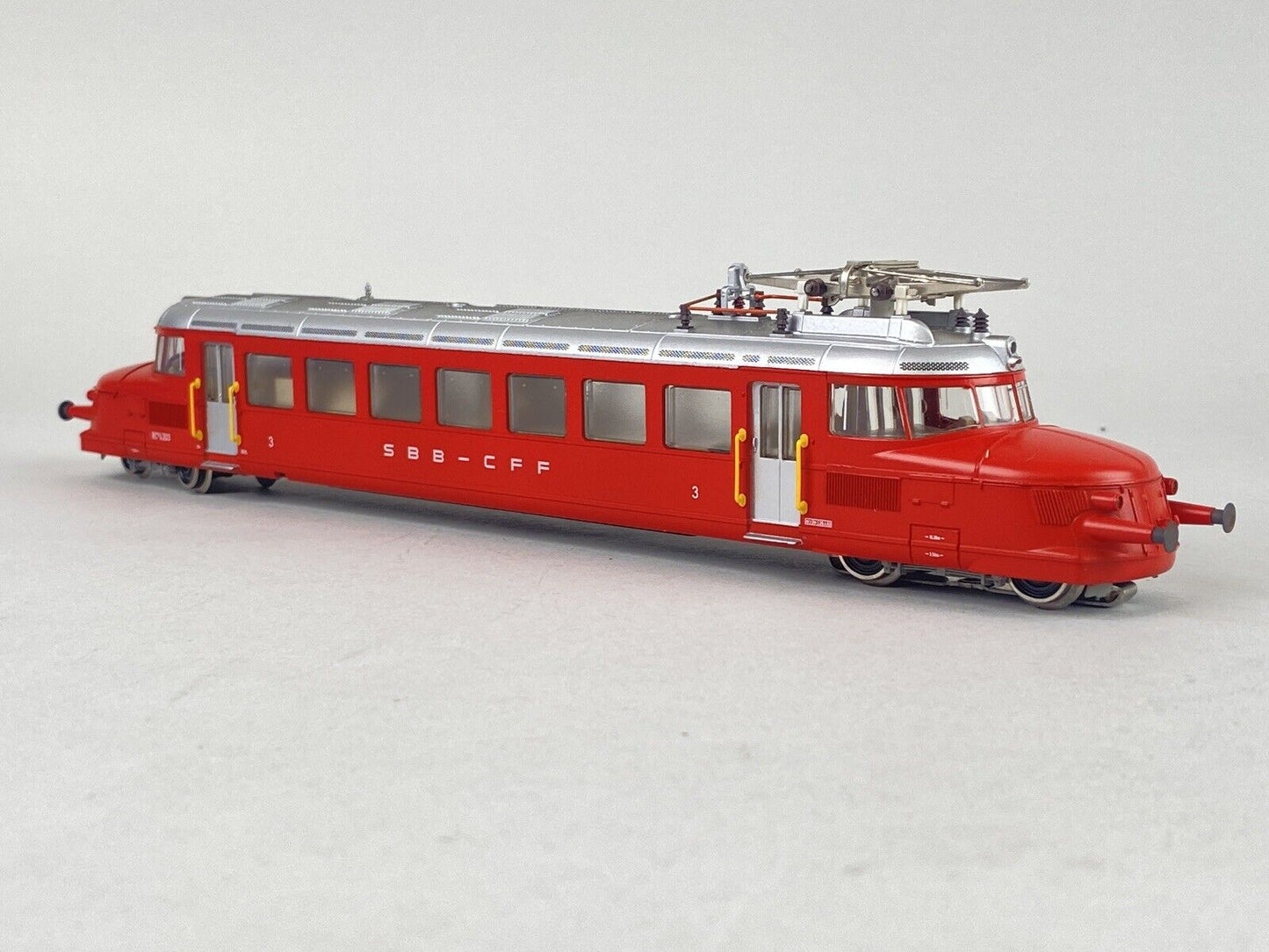 Marklin AC #3125 HO Scale Red Arrow Rail Car SBB Swiss Federal Railway VIDEO