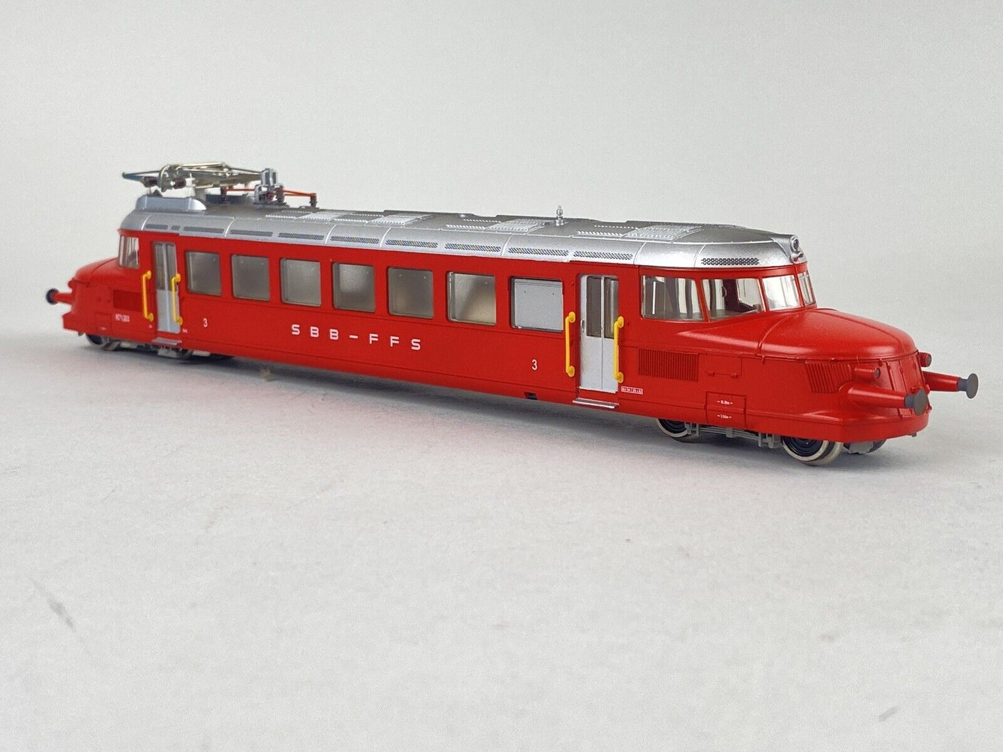 Marklin AC #3125 HO Scale Red Arrow Rail Car SBB Swiss Federal Railway VIDEO