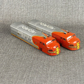 Lionel original postwar 2353 Santa Fe F-3 diesel locomotive AA shells