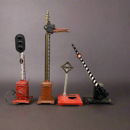 Lionel Prewar Signals , Gate Model Railroad Accessories for parts