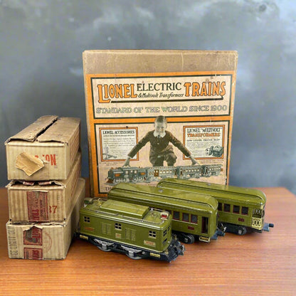 Lionel Standard Gauge Prewar No.347 Train Set 8E with 337, 338 Cars