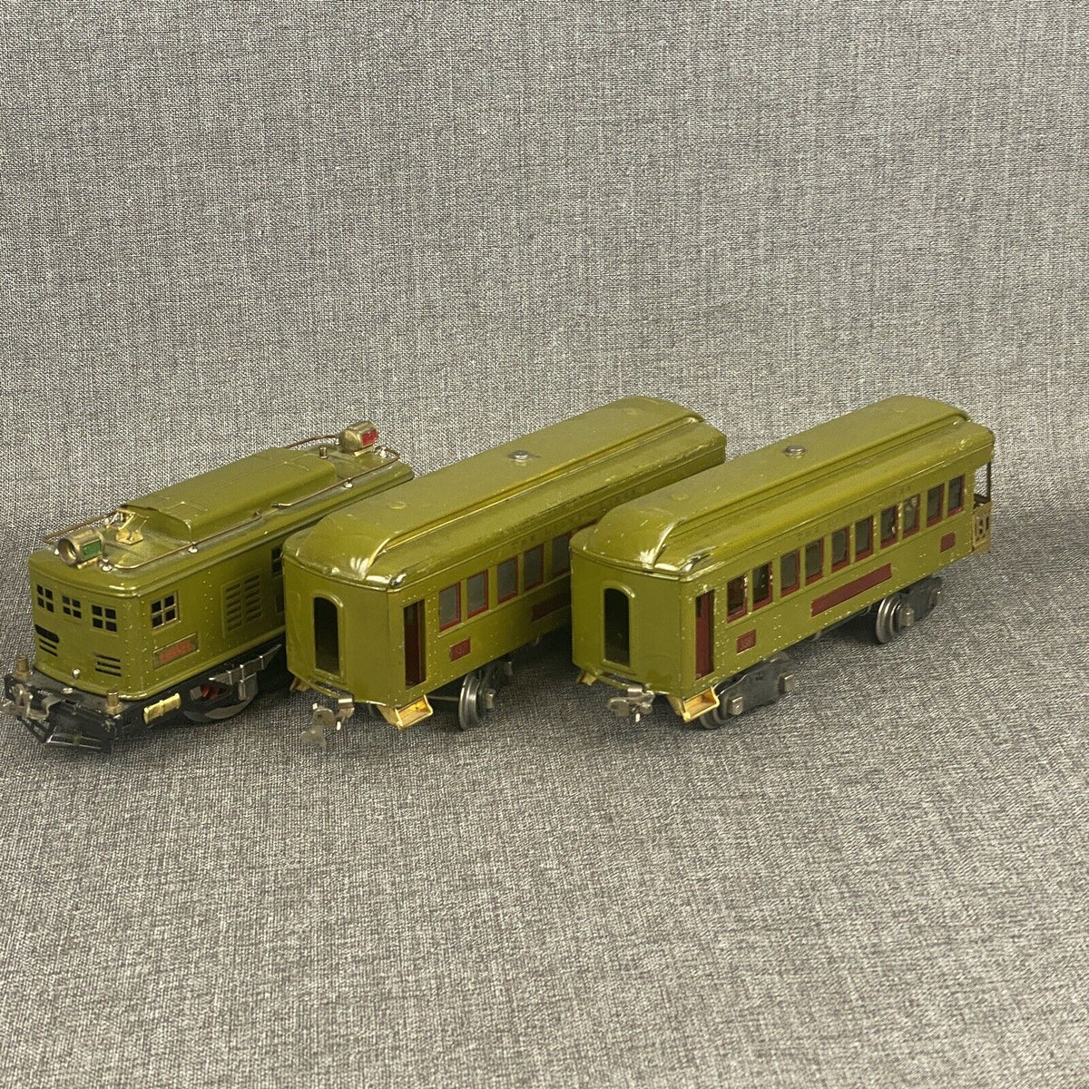 Lionel Standard Gauge Prewar No.347 Train Set 8E with 337, 338 Cars