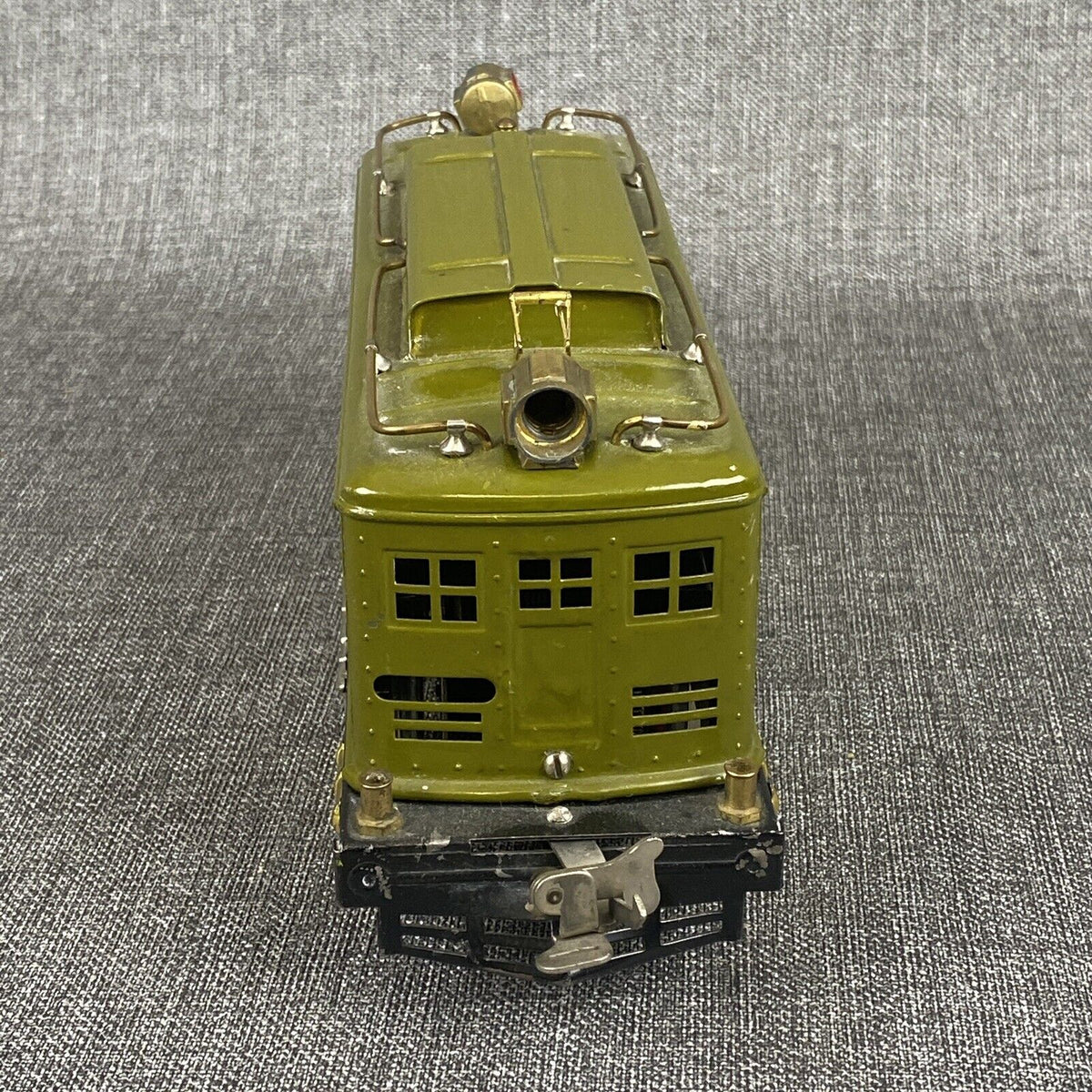 Lionel Standard Gauge Prewar No.347 Train Set 8E with 337, 338 Cars