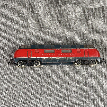 Vintage Marklin HO Scale #3021 Diesel Locomotive V200 006 DB model train