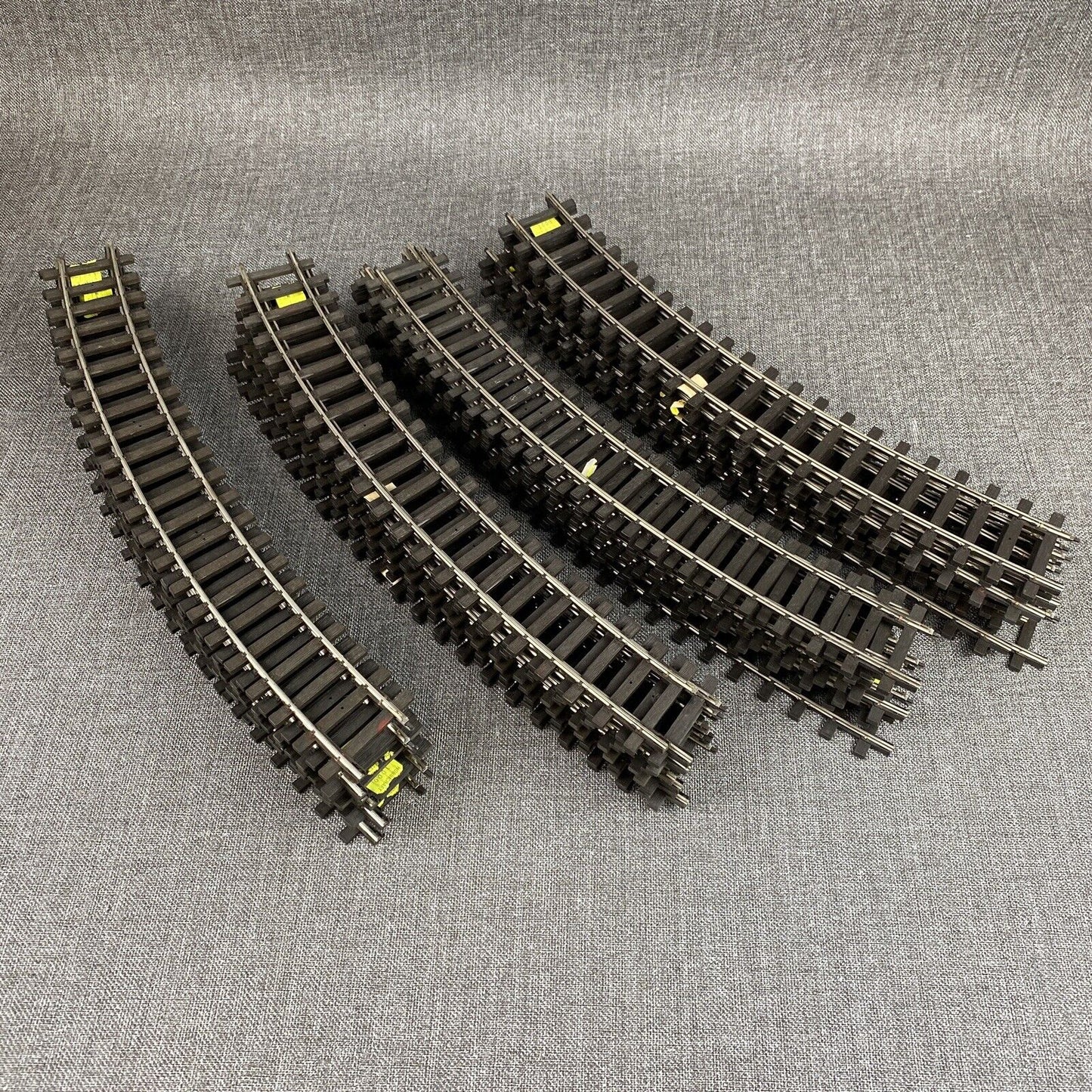 Rivarossi 2-Rail O Gauge Curved Track #10779 made in Italy - lot of 40 Pieces