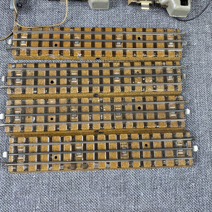 Vintage  Marklin  2x445A signals + 2x 462 Stop Blocks 1950's