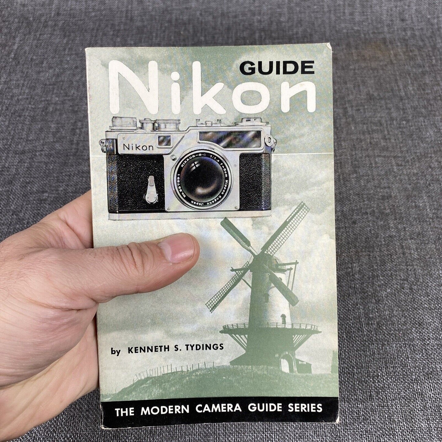 Nikon Guide-The Modern Camera Guide Series Manual by Kenneth S. Tydings 1956