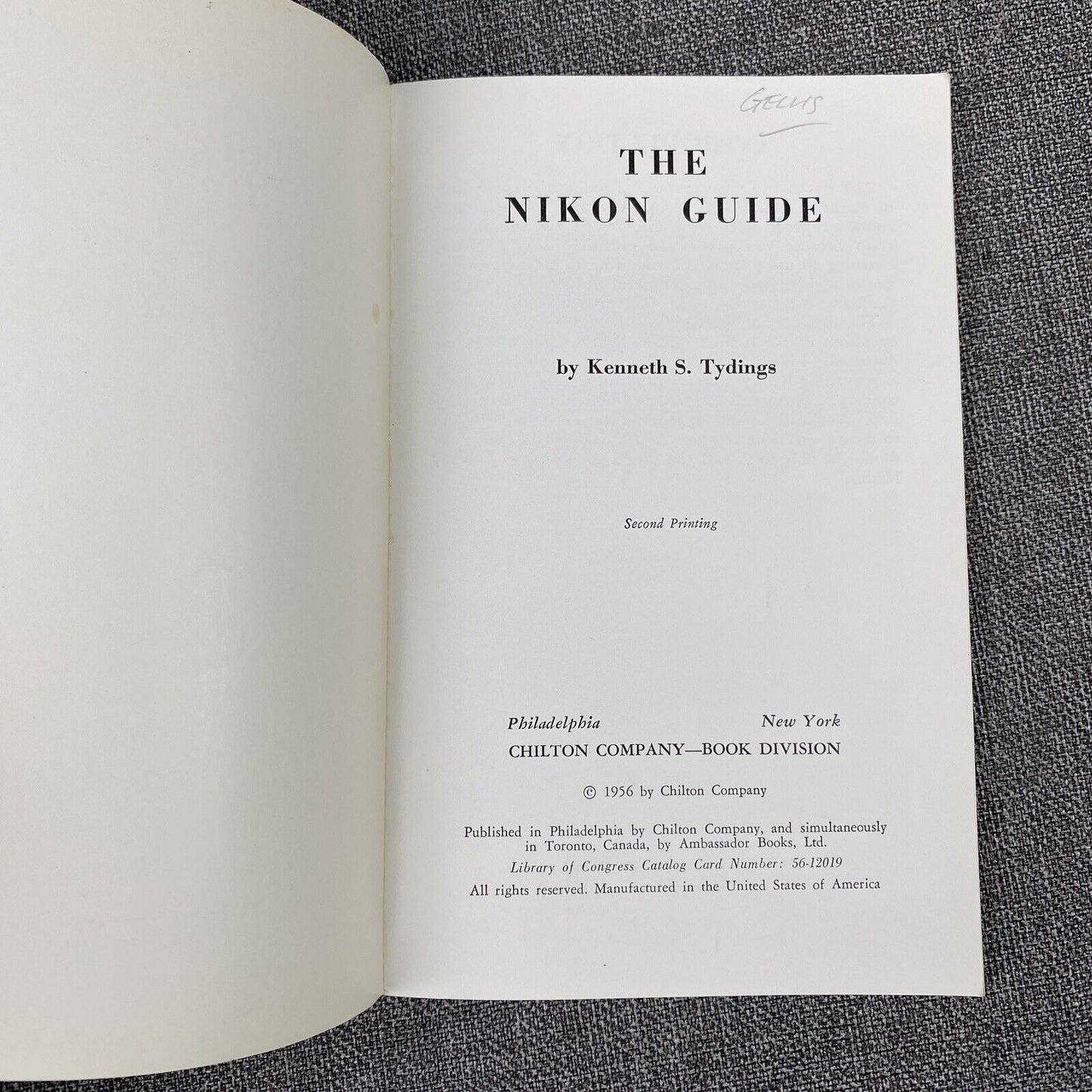 Nikon Guide-The Modern Camera Guide Series Manual by Kenneth S. Tydings 1956