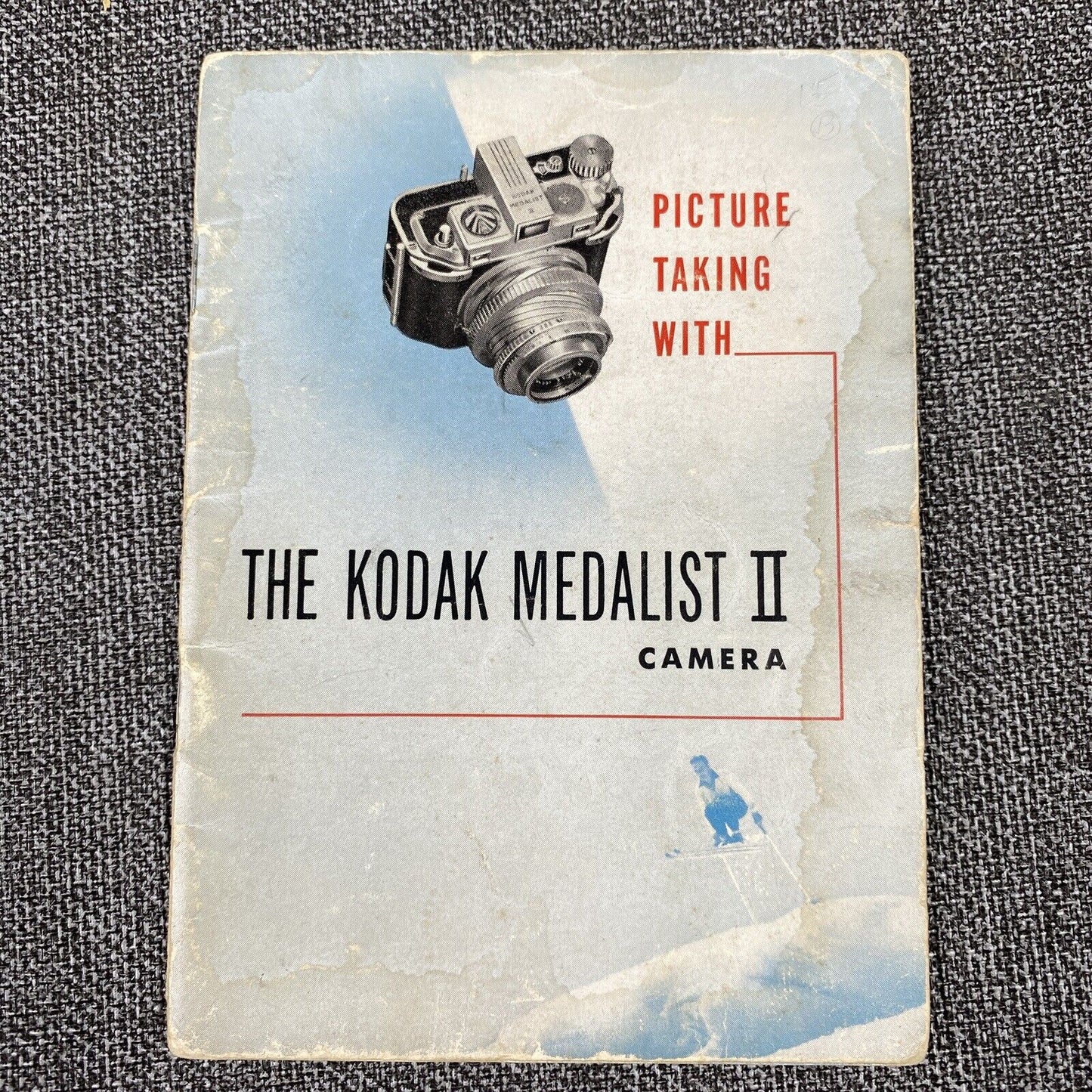 Kodak Medalist II original film camera instruction manual, 36 pages