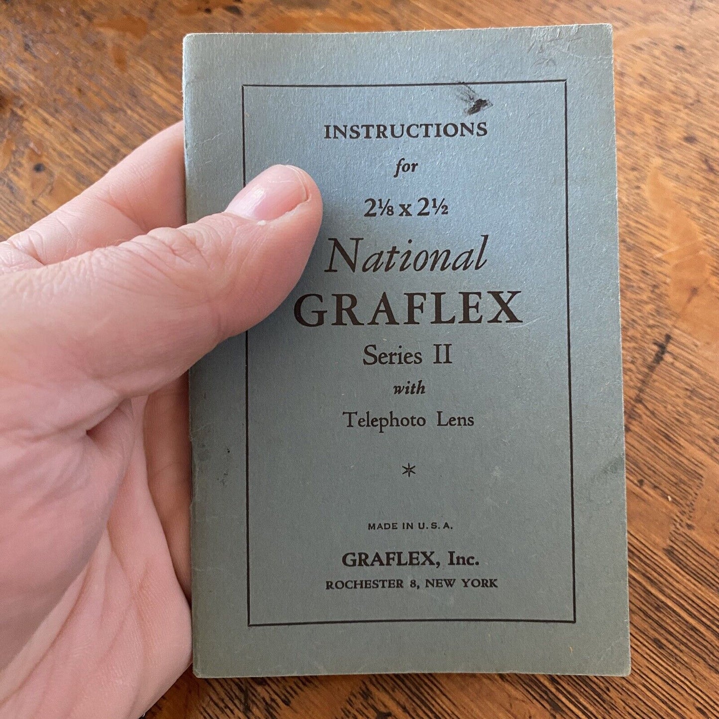 Graflex Series II Film Camera Guide , 30 pages