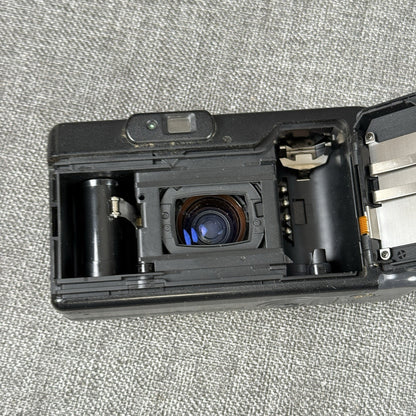 Canon Sure Shot Zoom Max 38-76mm Lens 35MM P&S Film Camera - for parts or repair