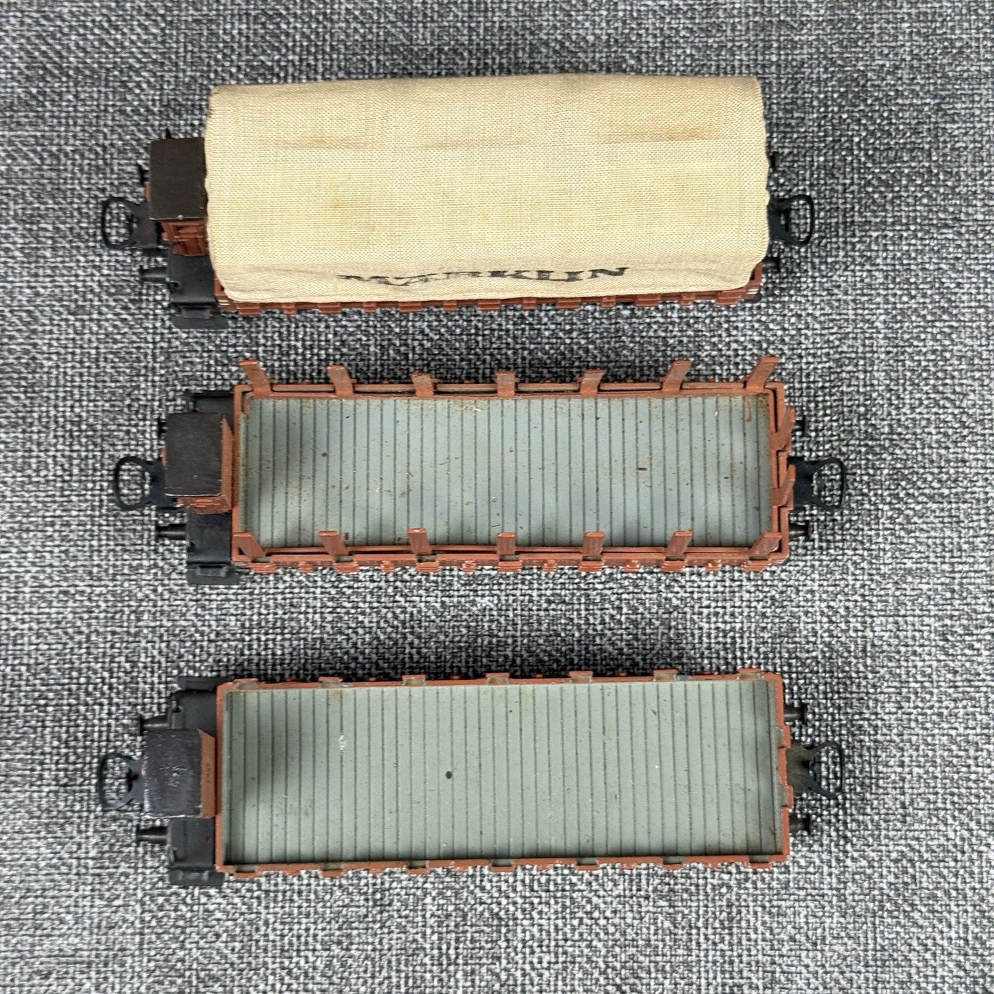Vintage Marklin HO scale Die-Cast Freight Cars # 321G , 322 , 323