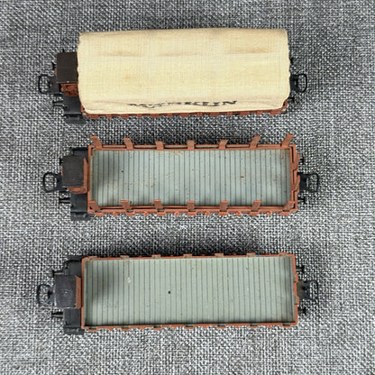 Vintage Marklin HO scale Die-Cast Freight Cars # 321G , 322 , 323