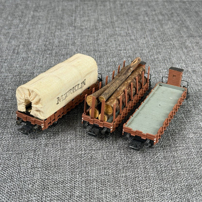 Vintage Marklin HO scale Die-Cast Freight Cars # 321G , 322 , 323
