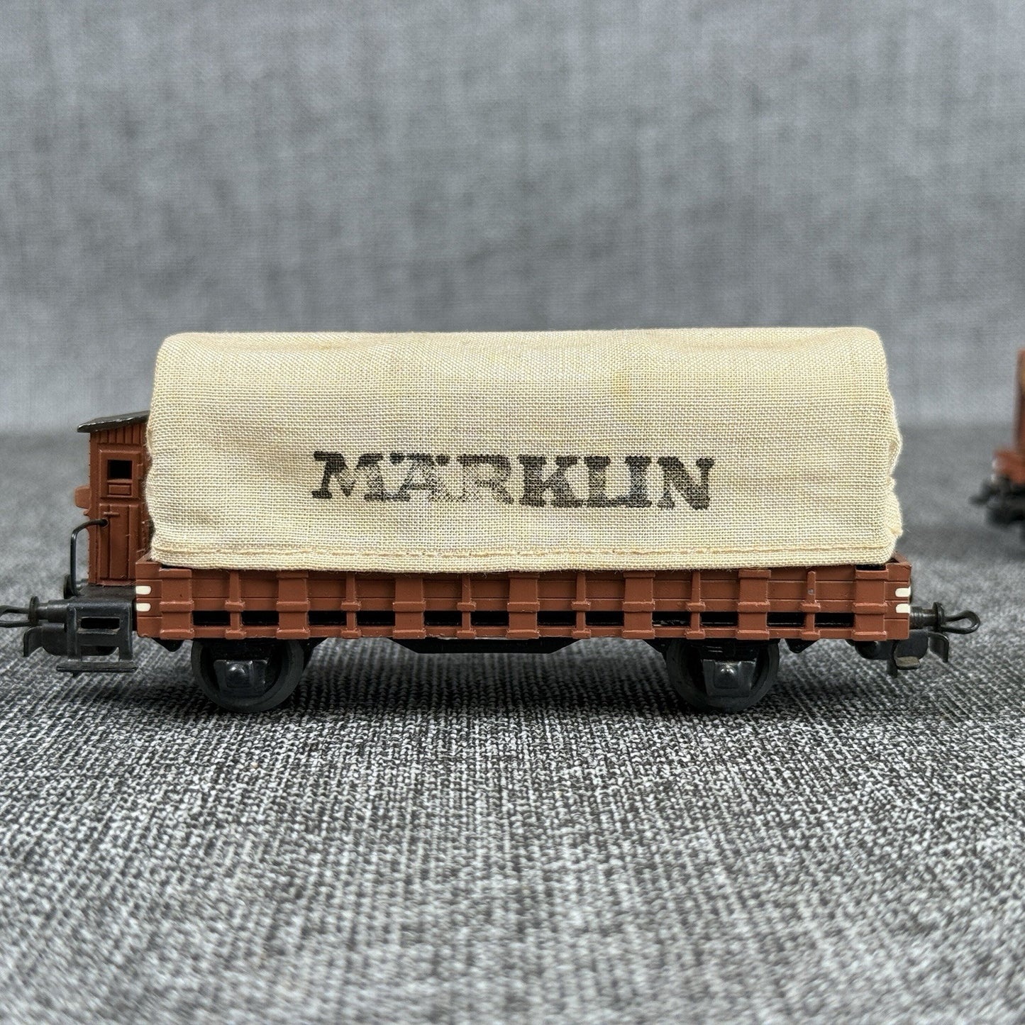 Vintage Marklin HO scale Die-Cast Freight Cars # 321G , 322 , 323