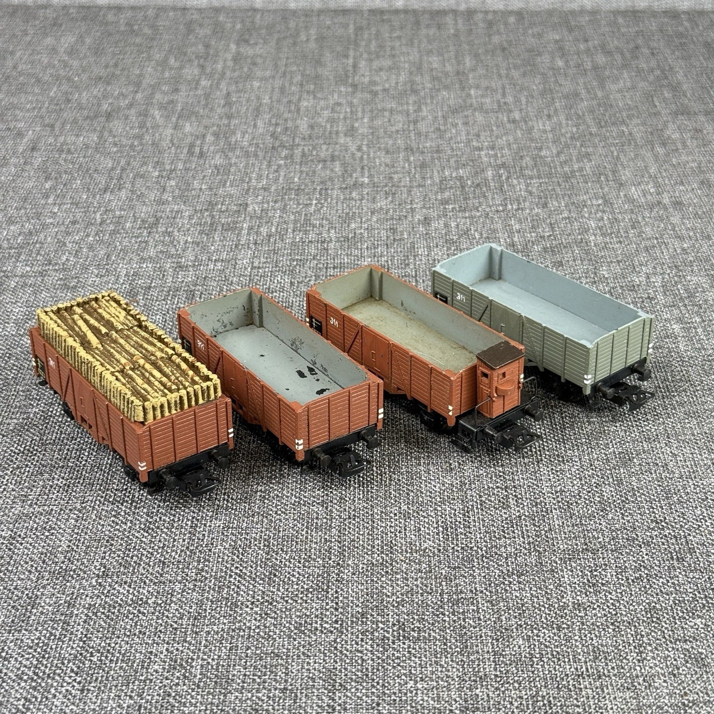 Marklin HO scale Vintage Die-Cast Freight Cars # 311 - lot of 4