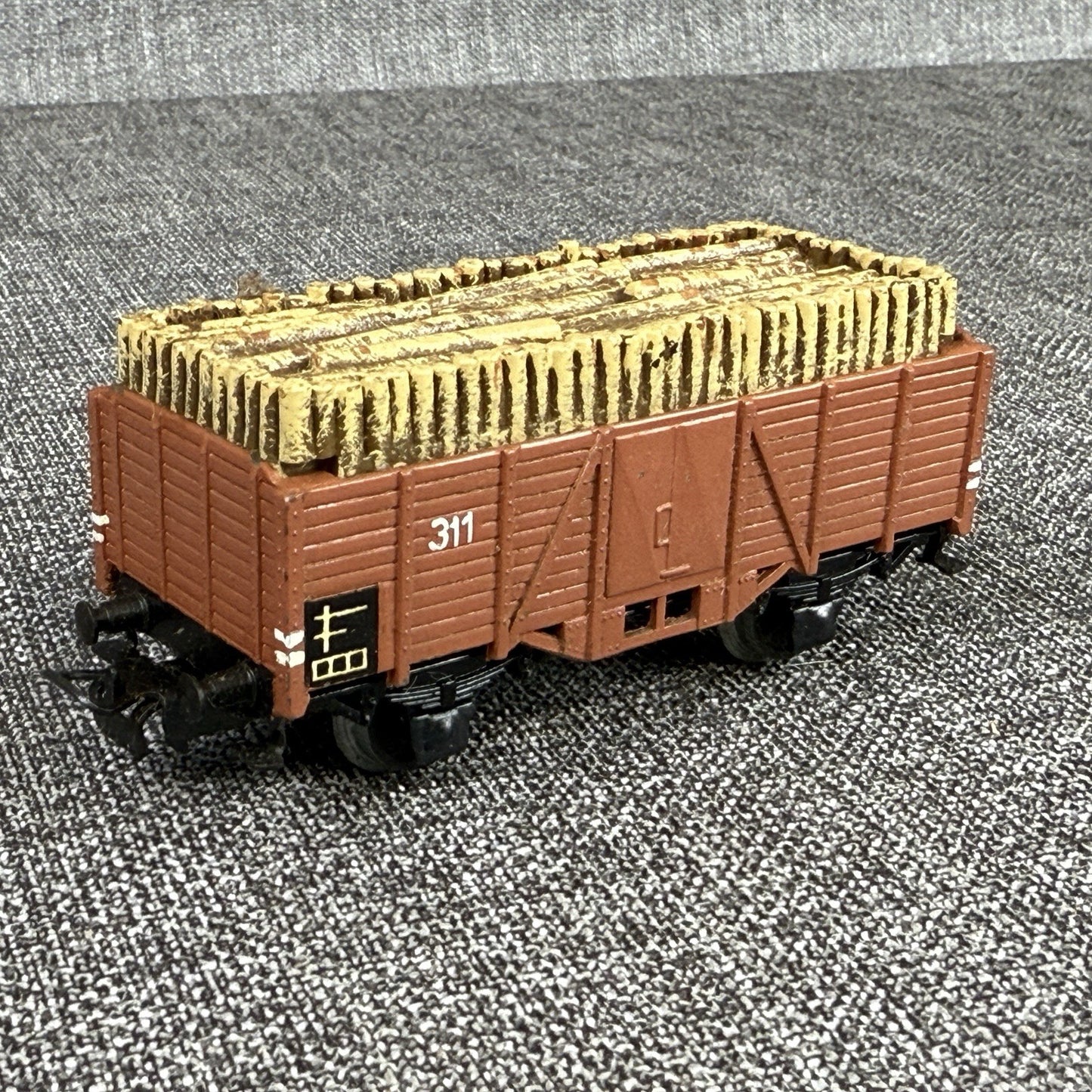 Marklin HO scale Vintage Die-Cast Freight Cars # 311 - lot of 4