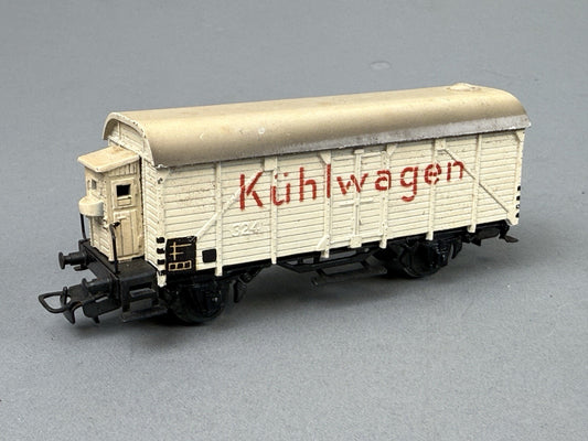 Marklin HO scale #324 Refrigerator Car  , Die-cast 1950's