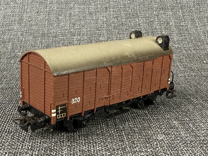 Marklin HO scale #320 Box Car with Brakeman's Cab, illuminated , Die-cast 1950's