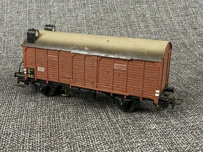 Marklin HO scale #320 Box Car with Brakeman's Cab, illuminated , Die-cast 1950's