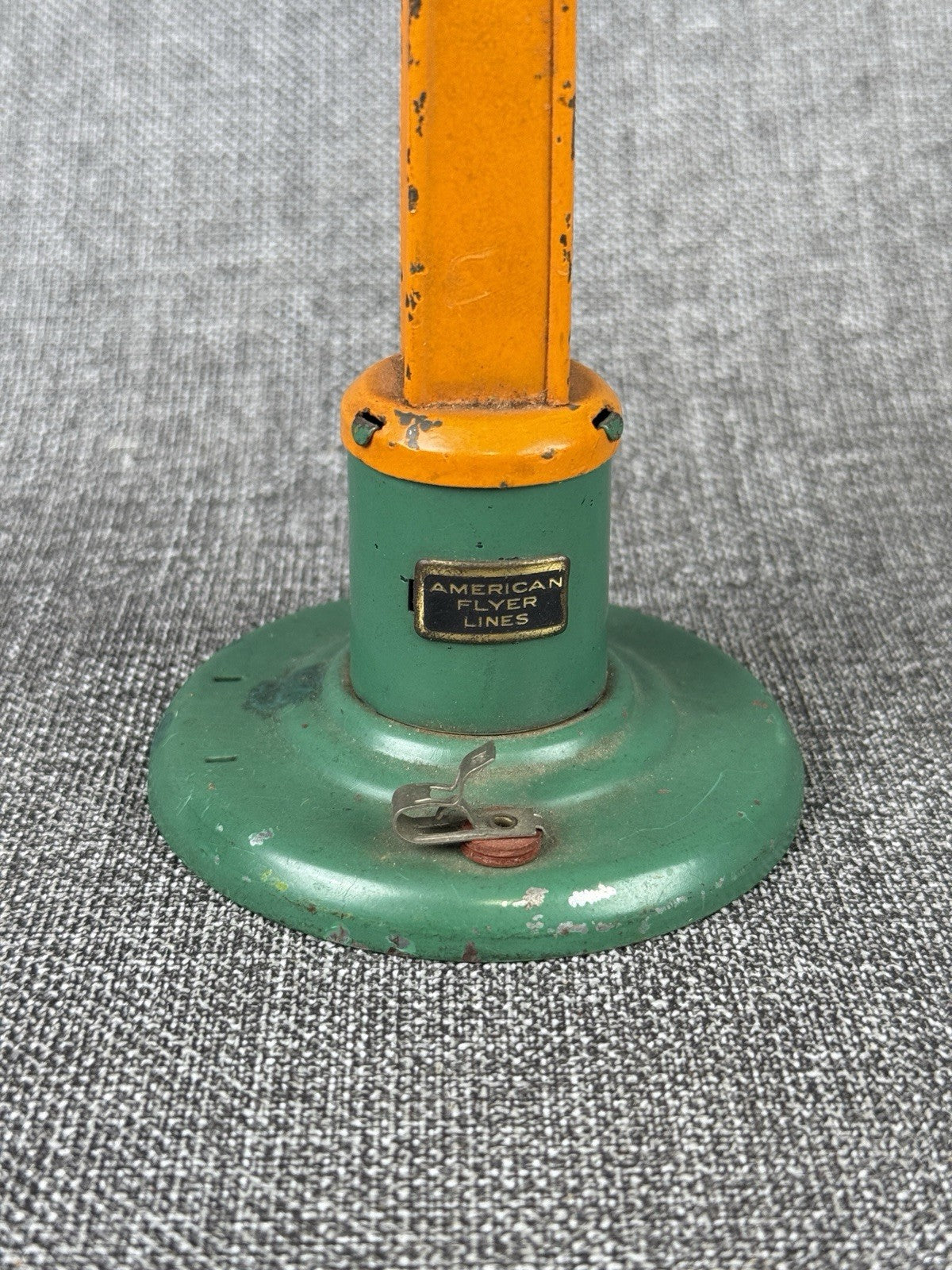 American Flyer 2210 Vintage Tinplate Double Lamp Post