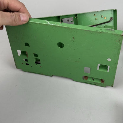 Lionel, O Gauge, 3656 Operating Cattle Ramp for parts - untested