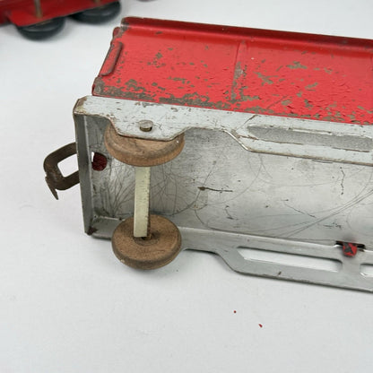 Marx Lumar Lines Art Deco Pressed Steel Train Engine & 2 Gondolas W/ Wood Wheels