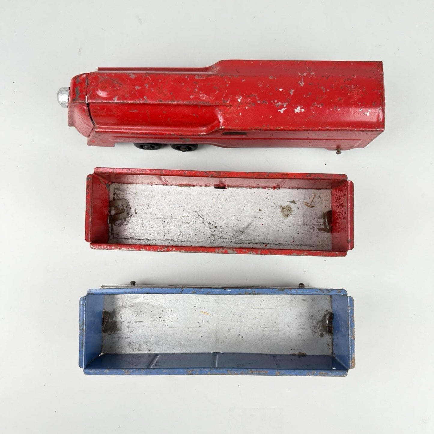 Marx Lumar Lines Art Deco Pressed Steel Train Engine & 2 Gondolas W/ Wood Wheels