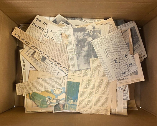 Train Wrecks , History , Newspaper and Newspaper Clippings 1970-80s , News 11 Lb