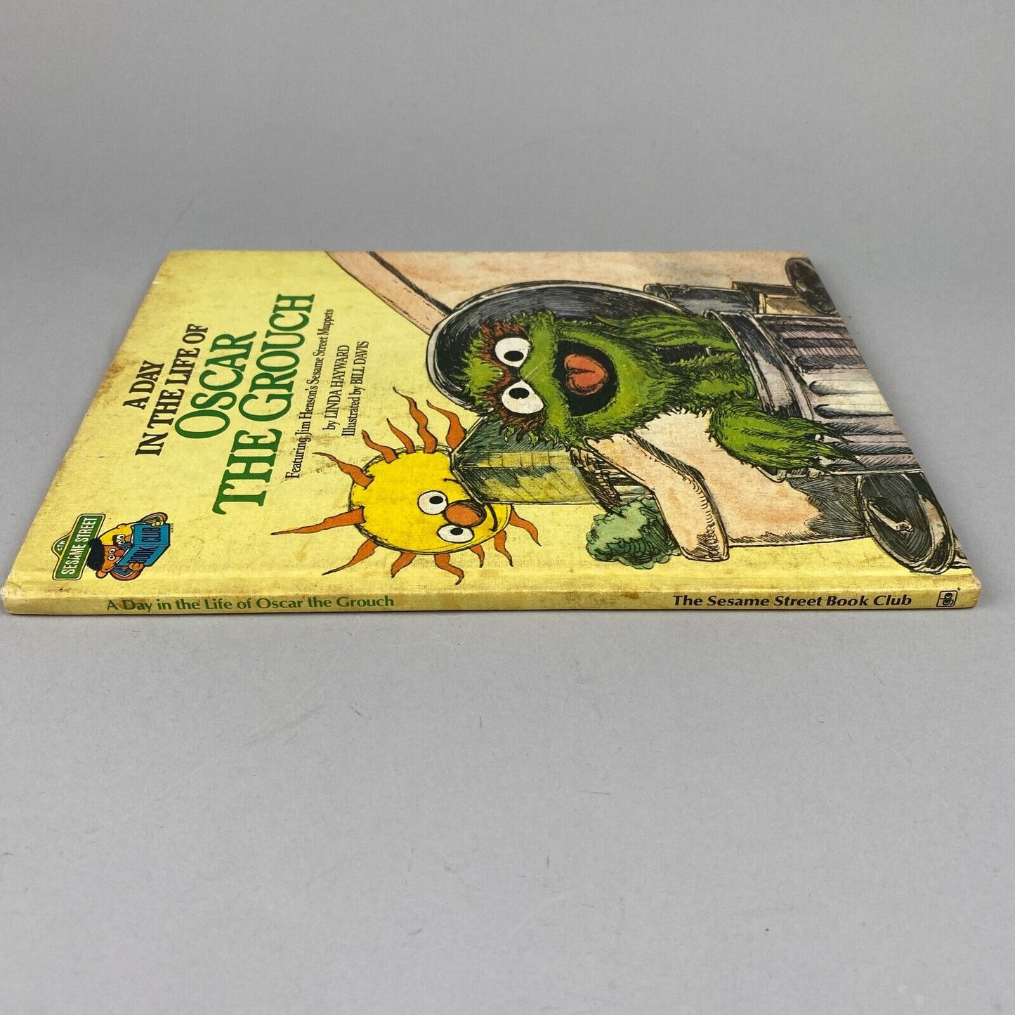 A Sesame Street Golden Press Book, A Day in the Life of Oscar the Grouch 1971