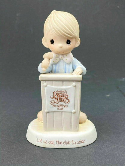 Vintage Precious Moments 1981 Charter Member E-0103 Boy at Podium (Fish Mark)