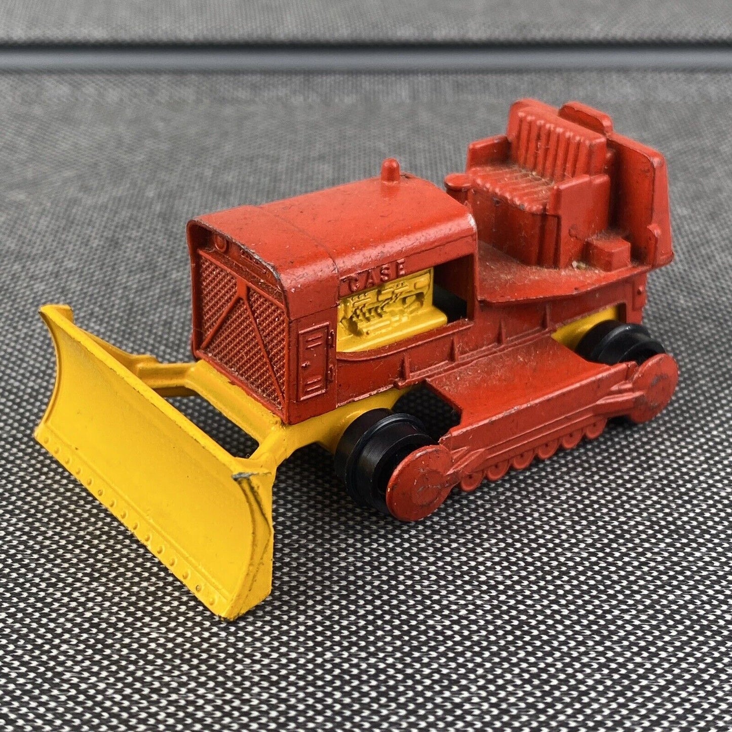 Vintage Lesney Matchbox Series Aveling-Barford Tractor Shovel Red & Yellow