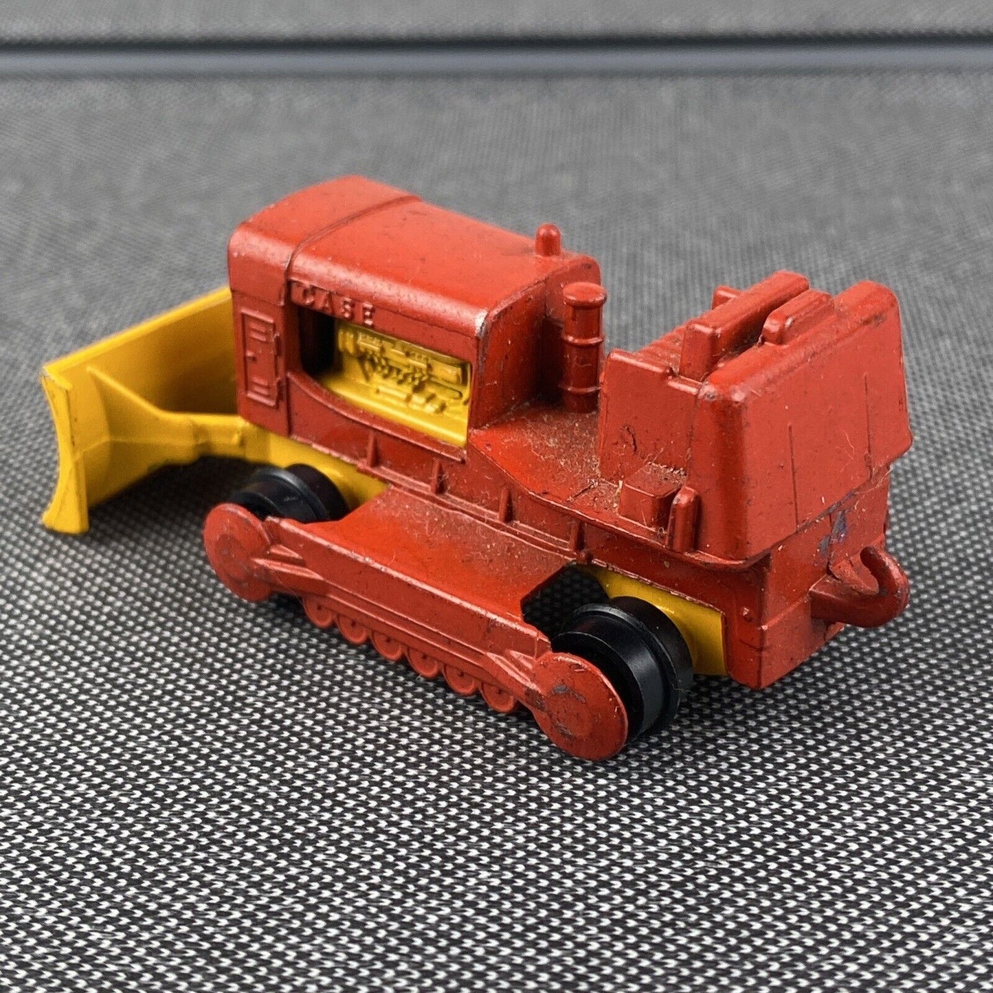 Vintage Lesney Matchbox Series Aveling-Barford Tractor Shovel Red & Yellow