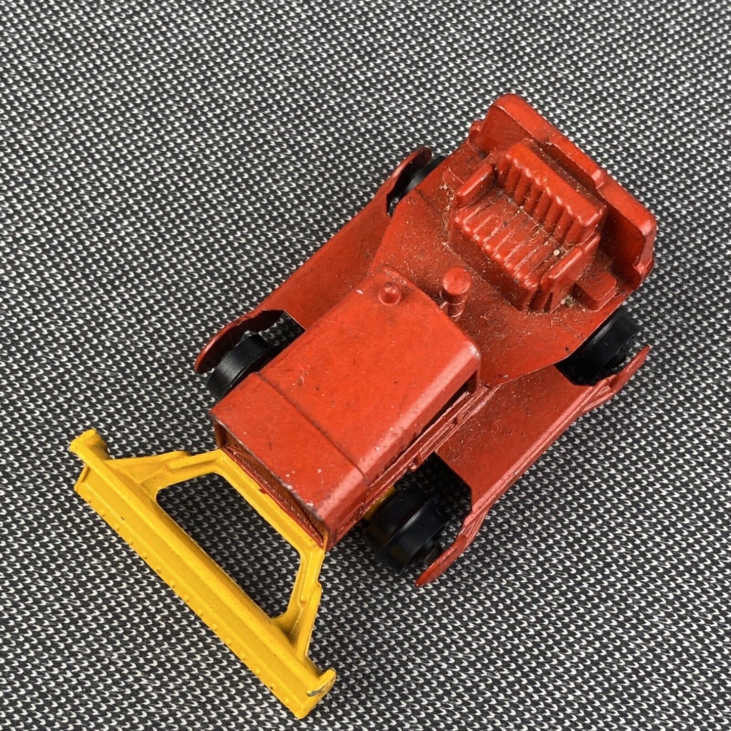 Vintage Lesney Matchbox Series Aveling-Barford Tractor Shovel Red & Yellow