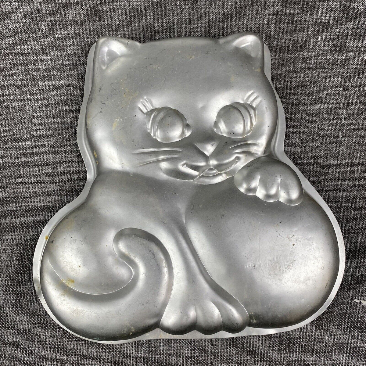 Wilton Cake Pans - Cats, Star, Butterfly , Horseshoe , Star