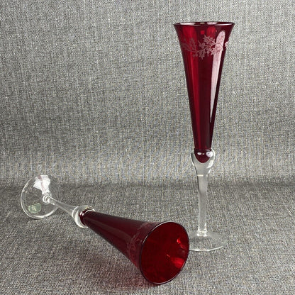 Lenox Glass Holiday Champagne/Wine Flute Goblet Ruby Red Sand Carved Holly Berry